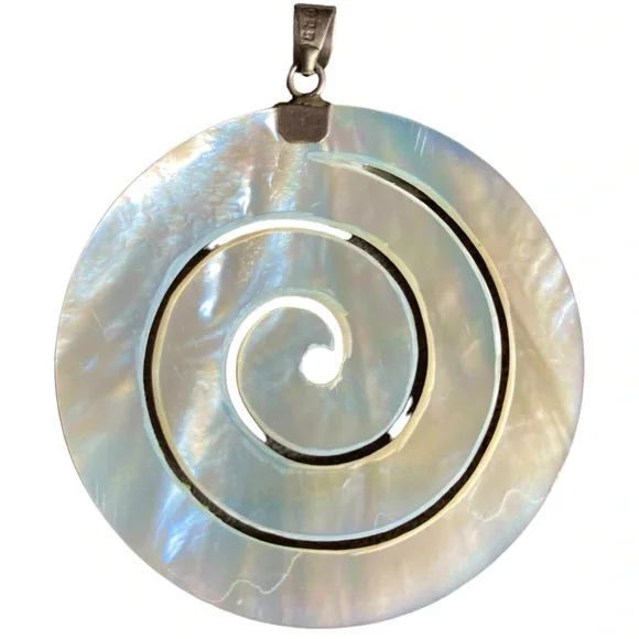 VINTAGE Sterling Silver Collar Mother of Pearl Round 925 Scrollwork Neck… - Picture 4 of 13